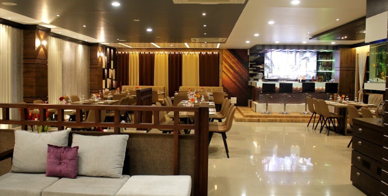 Caviar International Dine & Cafe'